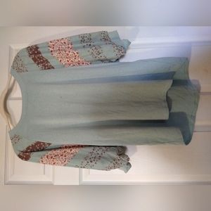 Women's Tunic type top